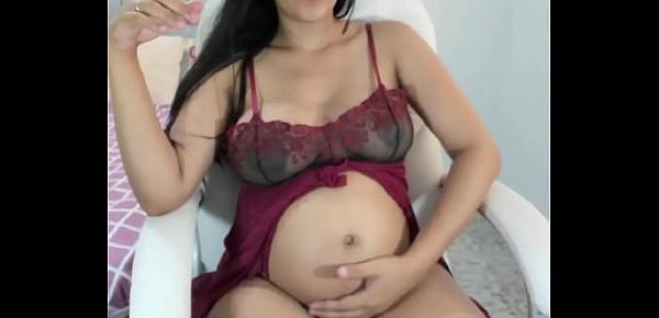  Hot hot pregnant showing pussy and belly